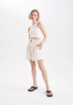 DeFacto Relax Fit - Shorts - Ecru -DeFacto 026df04d41a44c988e49767c2bfef5ec