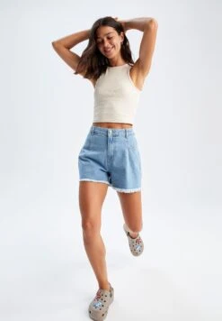 DeFacto Mom Fit - Jeansshort - Blue 6 DeFacto Mom Fit - Jeansshort - Blue -DeFacto 02b9b478de67412984b72fdbf82e2620