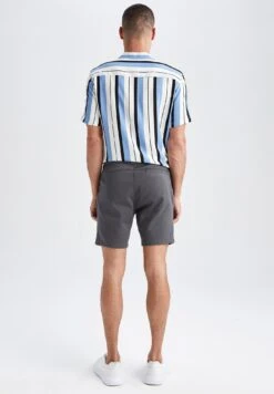 DeFacto Slim Fit- Shorts - Anthracite -DeFacto 035d95732ec140dc89b427fa6a4589ab