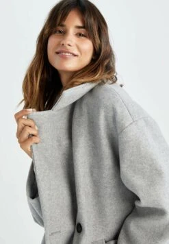 DeFacto Oversize Fit - Mantel - Anthracite 9 DeFacto Oversize Fit - Mantel - Anthracite -DeFacto 04a02c24fdc944cdaeb4346343b79ea7