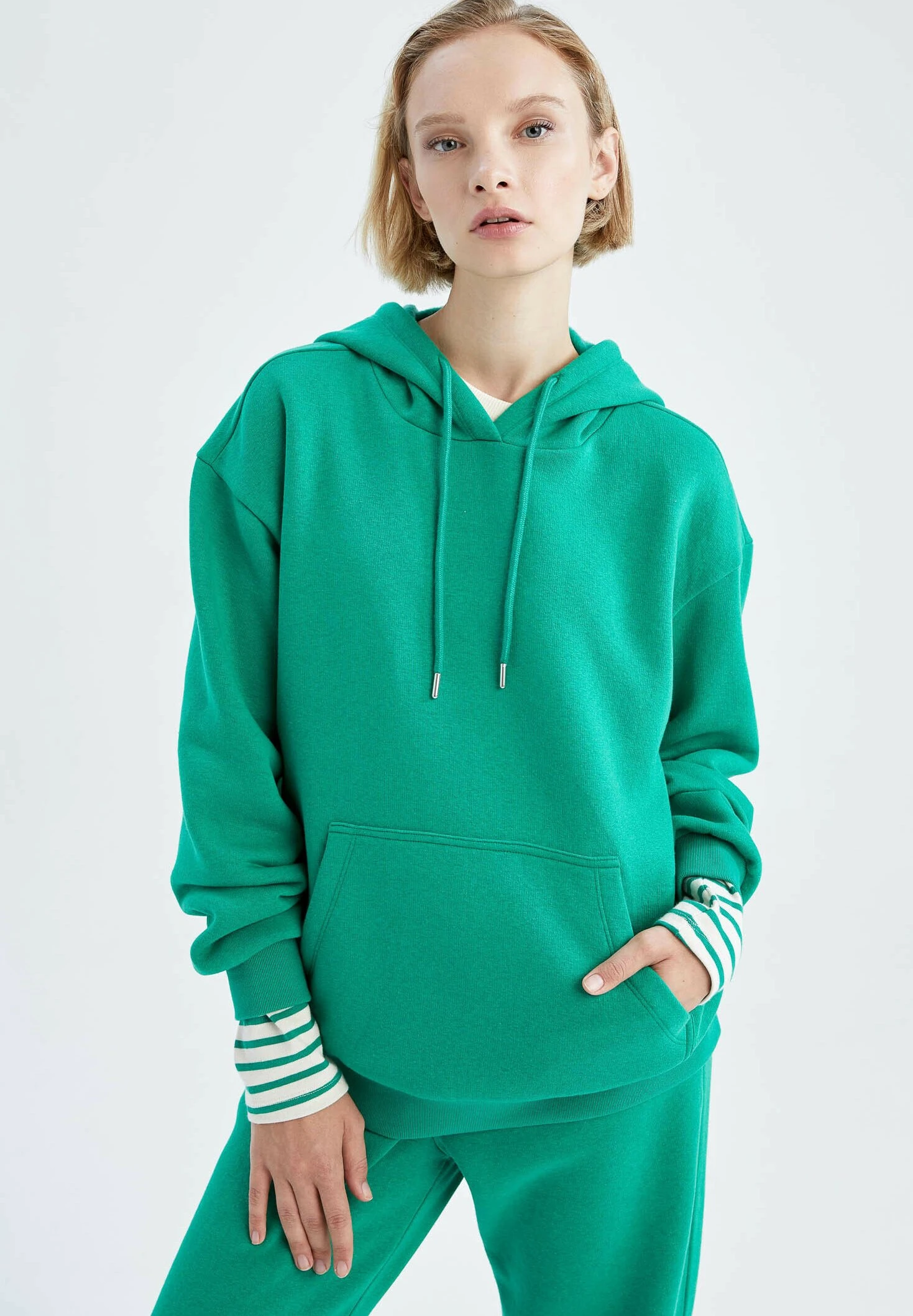 DeFacto Hoodie - Green 3 DeFacto Hoodie - Green