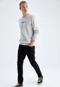 DeFacto Sweater - Grey 8 DeFacto Sweater - Grey -DeFacto 06c014ad24c042f3a1cecd6f81e88e60