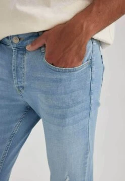 DeFacto Carlo- Slim Fit Jeans - Blue -DeFacto 07ecb27e58fc4b0b9eeae366c55d763a