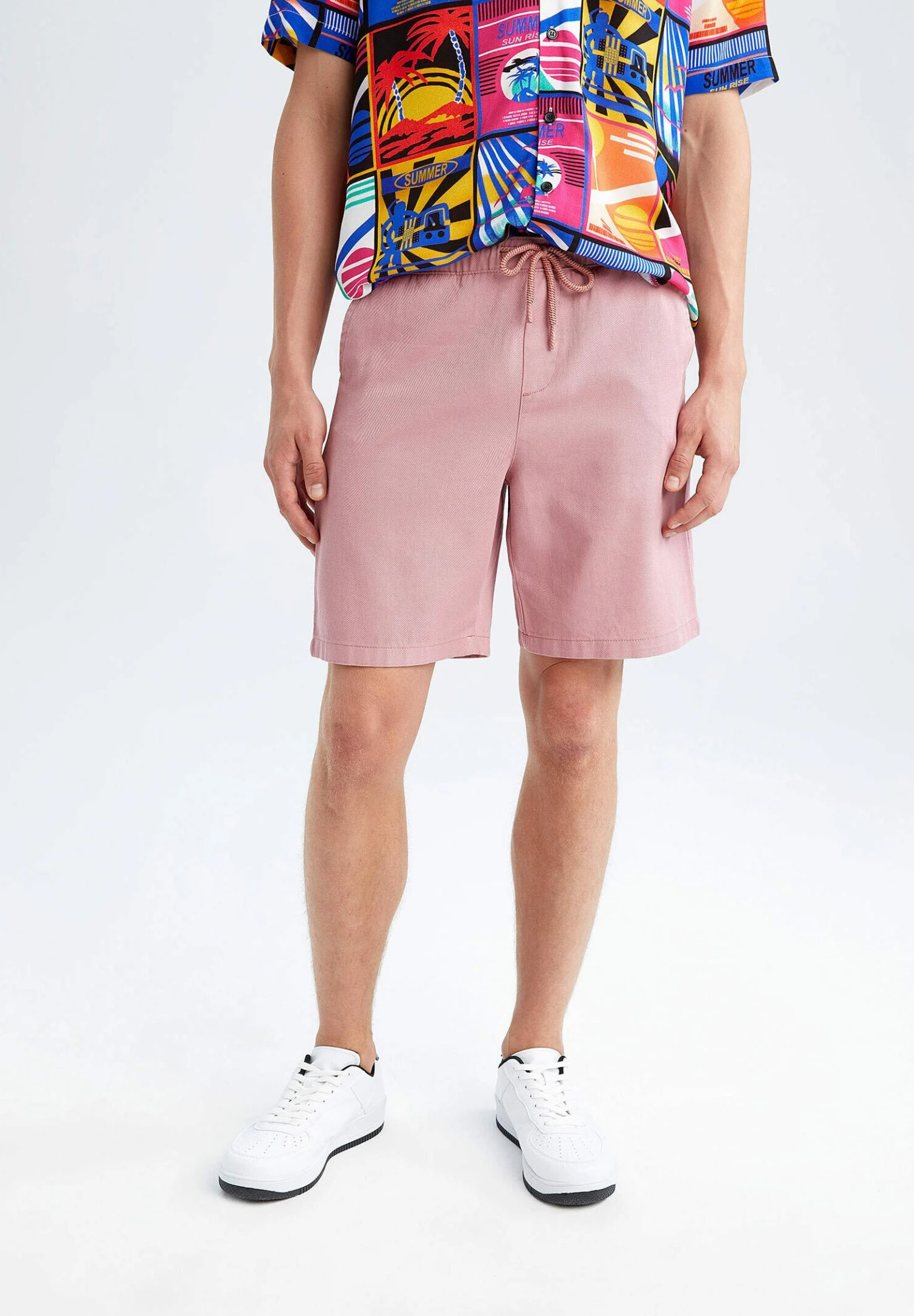 DeFacto Regular Fit - Shorts - Pink 3 DeFacto Regular Fit - Shorts - Pink