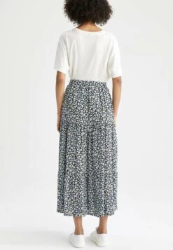 DeFacto Regular Fit- Plooirok - Black 8 DeFacto Regular Fit- Plooirok - Black -DeFacto 08b979ebec06464788d46bcde519ecb7