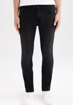 DeFacto Pedro - Slim Fit Jeans - Black