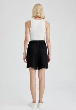 DeFacto Bermuda - Shorts - Black 8 DeFacto Bermuda - Shorts - Black -DeFacto 0a94006c34b64ab2bb8a2c8551325e09