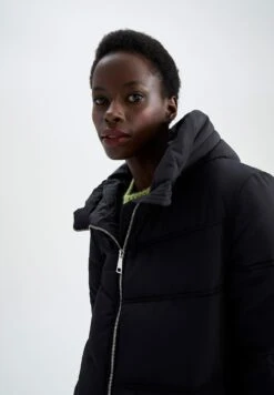 DeFacto Relax Fit- Winterjas - Black 11 DeFacto Relax Fit- Winterjas - Black -DeFacto 0d908472e180435896769f6576c8e04f