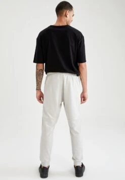 DeFacto Slim Fit- Trainingsbroek - Grey 10 DeFacto Slim Fit- Trainingsbroek - Grey -DeFacto 0f15a34d62db44399503aebb9f63329f