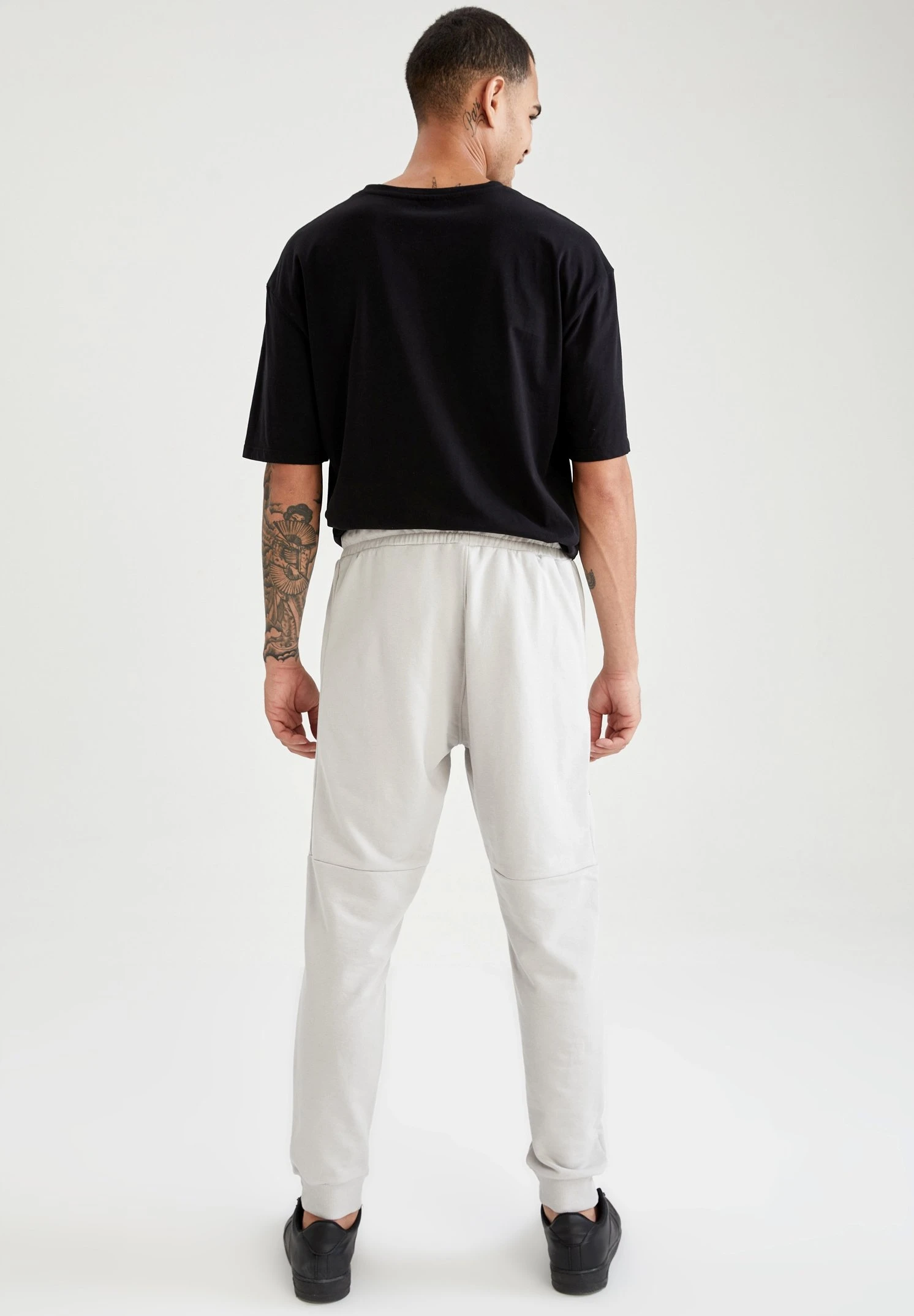 DeFacto Slim Fit- Trainingsbroek - Grey 5 DeFacto Slim Fit- Trainingsbroek - Grey - Afbeelding 3