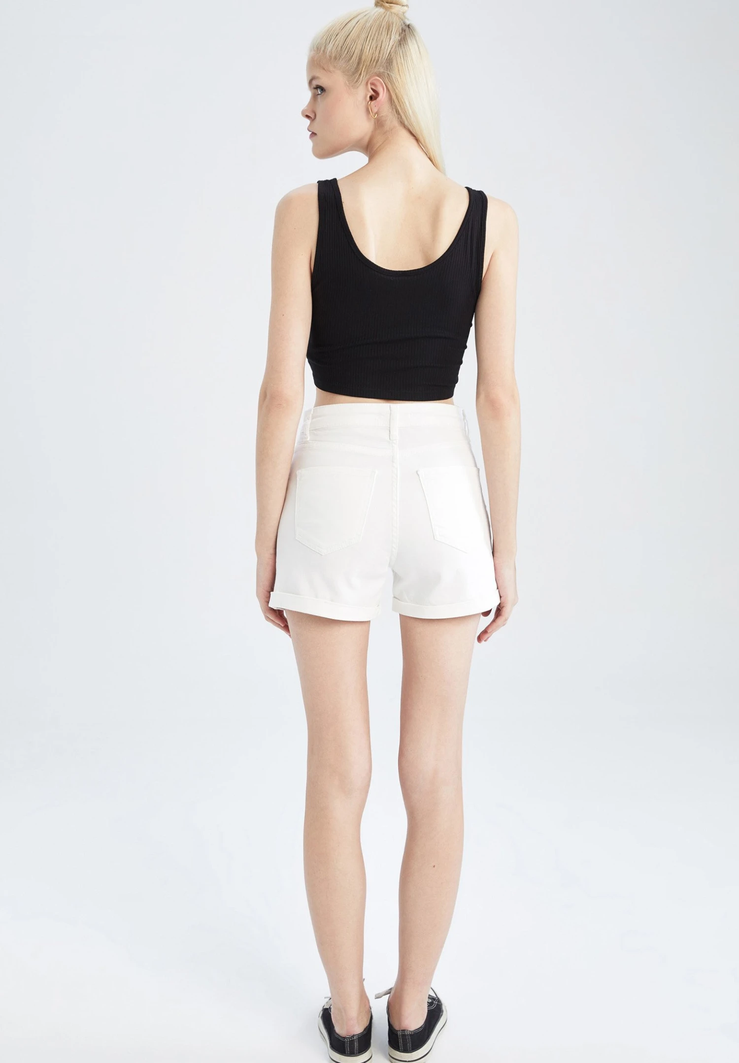 DeFacto Shorts - White 5 DeFacto Shorts - White - Afbeelding 3