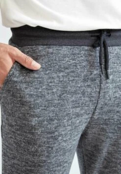 DeFacto Regular Fit- Trainingsbroek - Anthracite 9 DeFacto Regular Fit- Trainingsbroek - Anthracite -DeFacto 0f838b066dd84288a26c166327365a1e