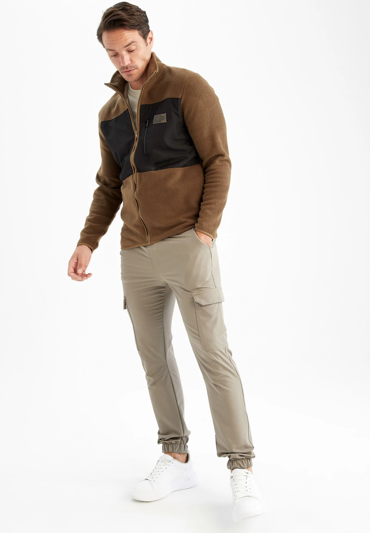 DeFacto Discovery Adventures - Fleecejas - Brown 4 DeFacto Discovery Adventures - Fleecejas - Brown - Afbeelding 2