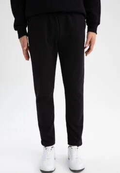 DeFacto Regular Fit- Broek - Black