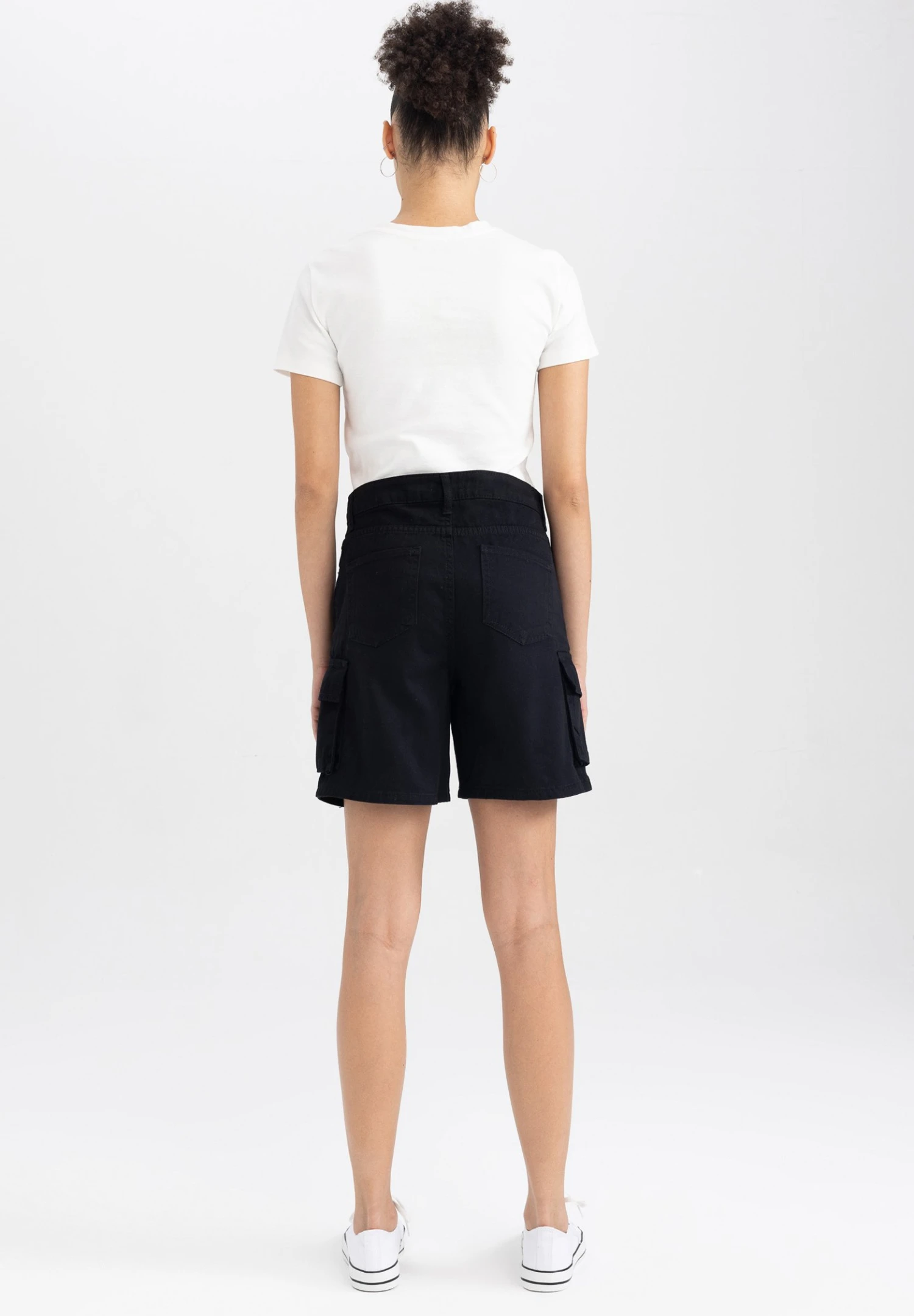 DeFacto Regular- Shorts - Black 5 DeFacto Regular- Shorts - Black - Afbeelding 3