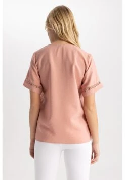 DeFacto Regular Fit- T-Shirt Basic - Bordeaux 8 DeFacto Regular Fit- T-Shirt Basic - Bordeaux -DeFacto 127458a00f9541b8b709a995e7d2bc25