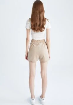 DeFacto Shorts - Beige 7 DeFacto Shorts - Beige -DeFacto 14e01d7d257941ae9fba111f5bb1247b