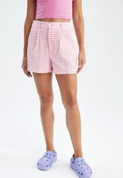 DeFacto Shorts - Pink