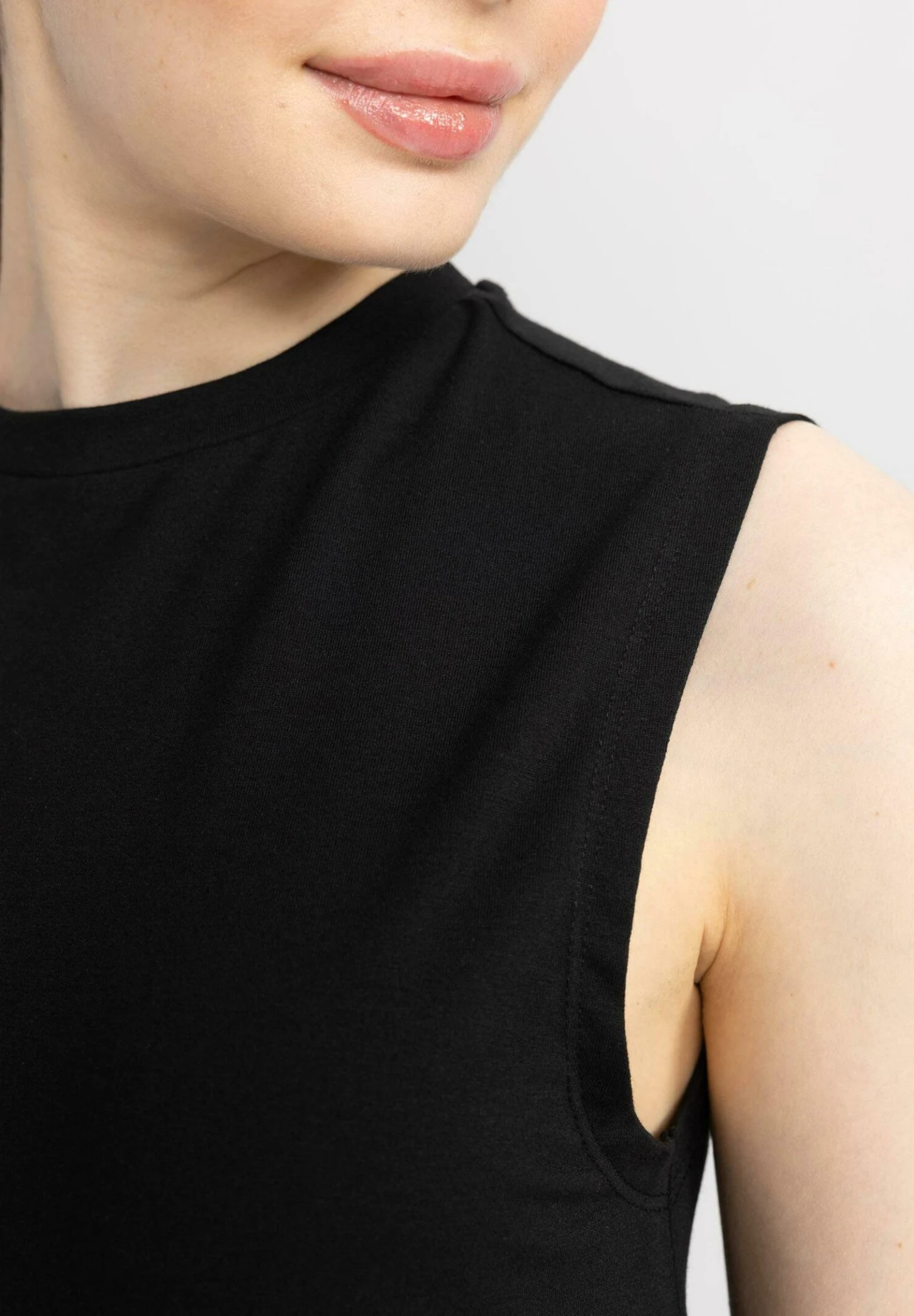 DeFacto Regular Fit- Top - Black 6 DeFacto Regular Fit- Top - Black - Afbeelding 4