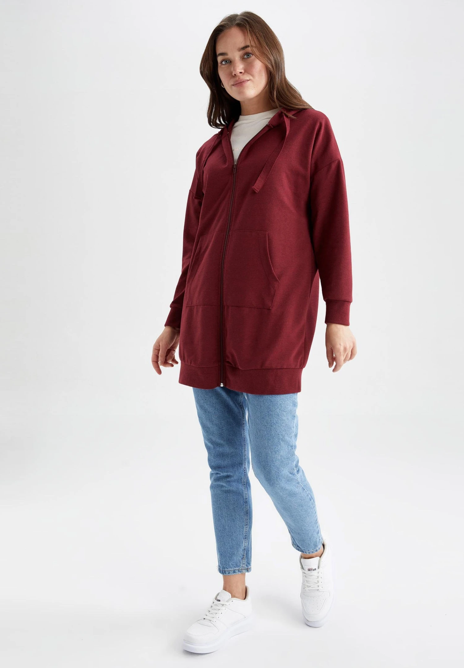 DeFacto Regular Fit- Sweater Met Rits - Bordeaux 4 DeFacto Regular Fit- Sweater Met Rits - Bordeaux - Afbeelding 2