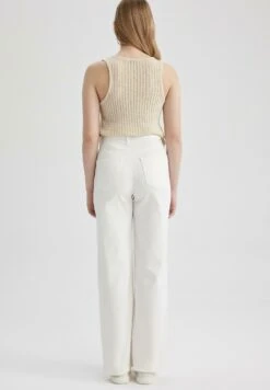DeFacto 90S Wide Leg - Straight Leg Jeans - White 7 DeFacto 90S Wide Leg - Straight Leg Jeans - White -DeFacto 1f00e8b7d4bc48a48636c4604aa79239