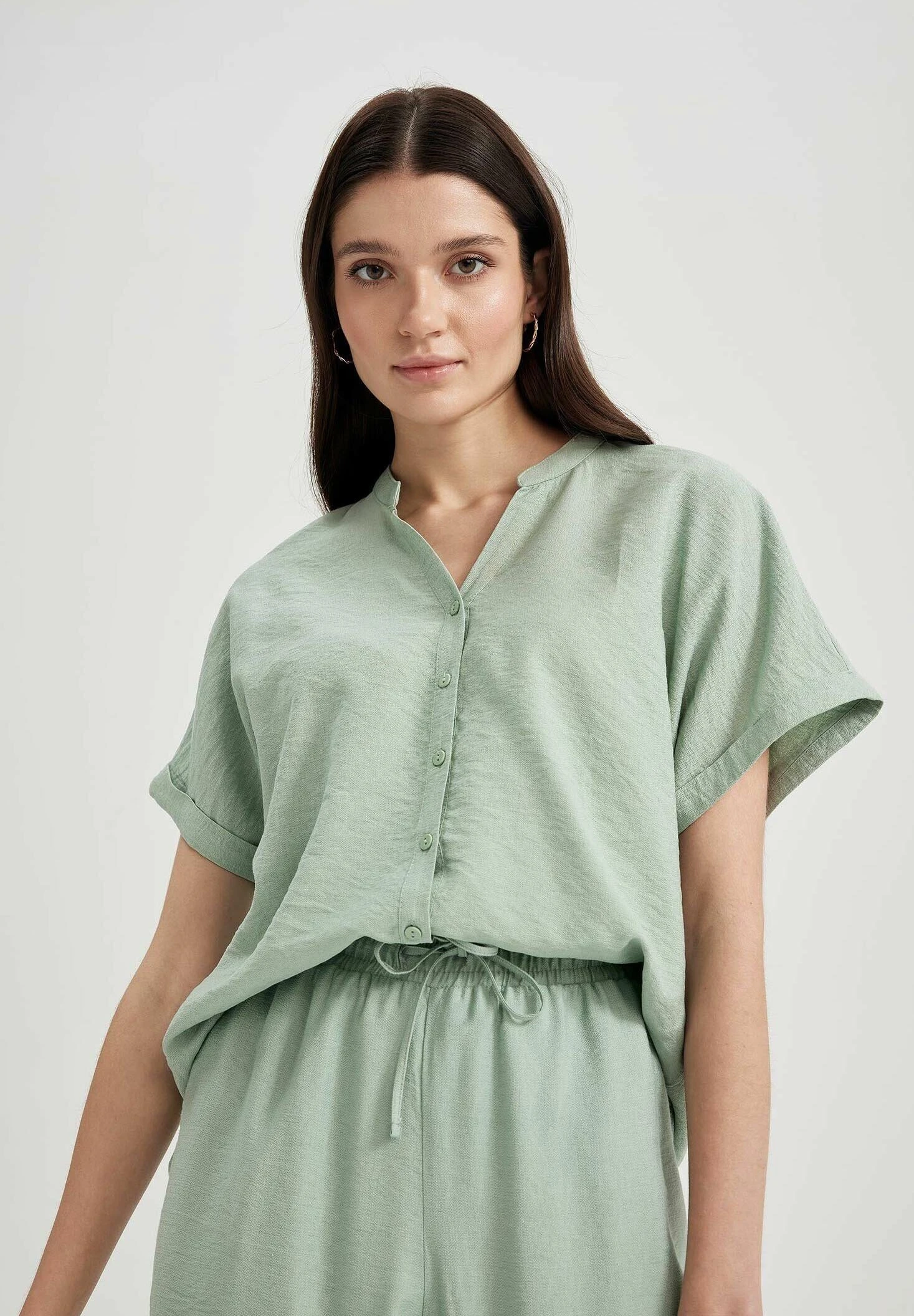 DeFacto Overhemdblouse - Green 3 DeFacto Overhemdblouse - Green