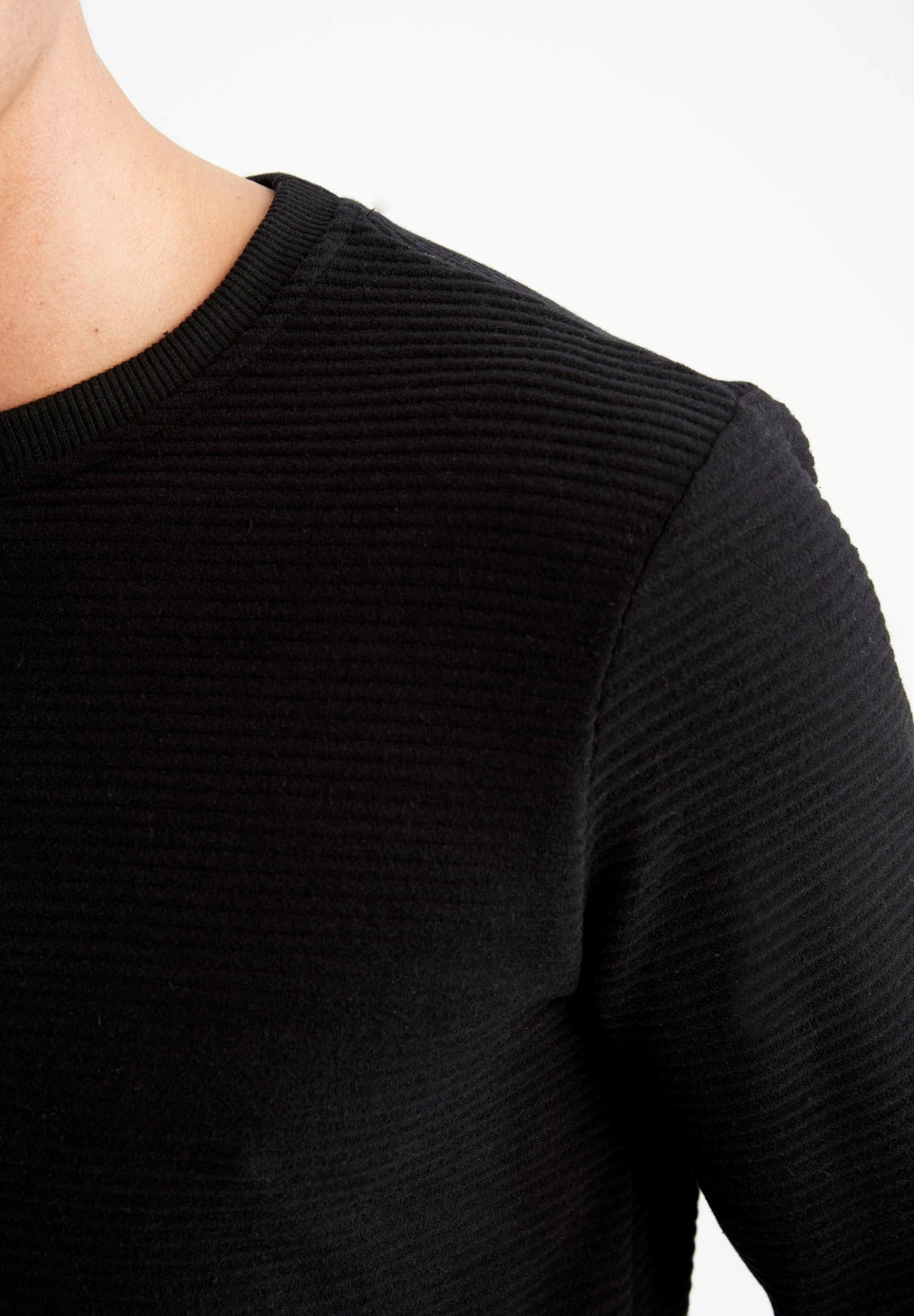 DeFacto Sweater - Black 6 DeFacto Sweater - Black - Afbeelding 4