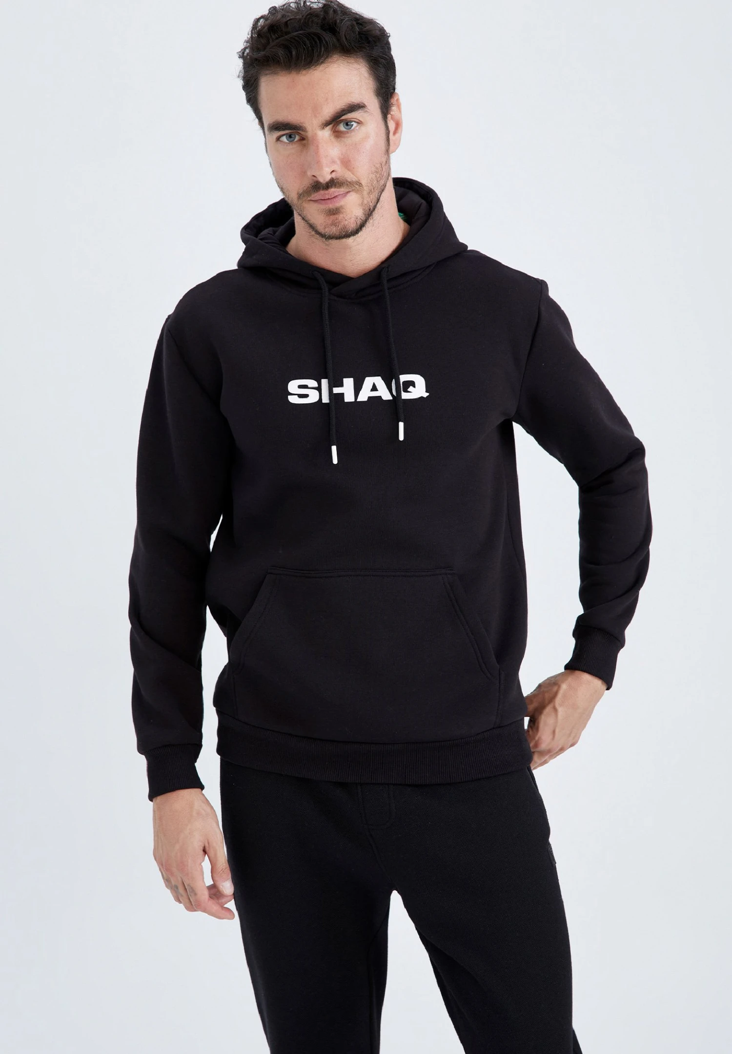 DeFacto Shaquille O Neal Standart Fit- Hoodie - Black 3 DeFacto Shaquille O Neal Standart Fit- Hoodie - Black