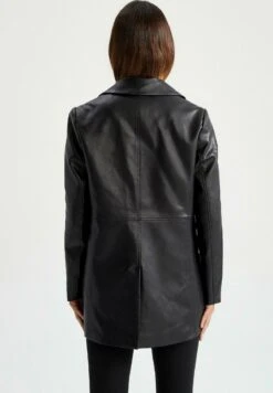 DeFacto Regular Fit- Halflange Jas - Black 8 DeFacto Regular Fit- Halflange Jas - Black -DeFacto 23c9efa2147a478baa3600db166d98d8