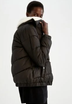 DeFacto Relax Fit- Winterjas - Black 9 DeFacto Relax Fit- Winterjas - Black -DeFacto 25426facd8104da78bdf5915121cf94e