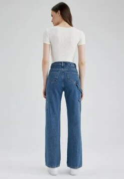 DeFacto Straight Leg Jeans - Blue 7 DeFacto Straight Leg Jeans - Blue -DeFacto 2556e4690a8f49b4abf276e71a022694