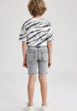 DeFacto Jeansshort - Grey 8 DeFacto Jeansshort - Grey -DeFacto 26fb02a4029545a0b390a3654de6f7ca