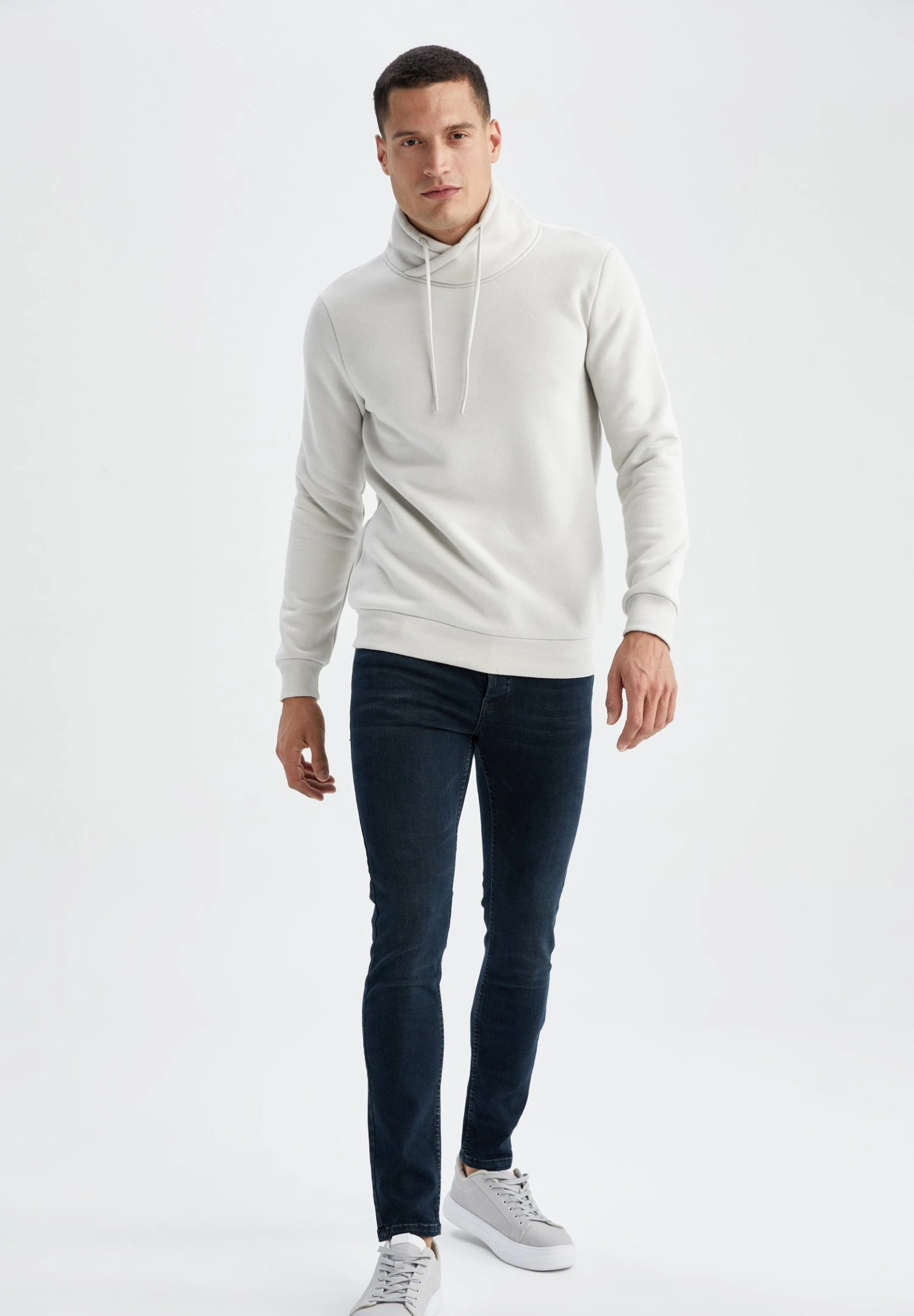 DeFacto Regular Fit - Sweater - Grey 4 DeFacto Regular Fit - Sweater - Grey - Afbeelding 2