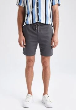 DeFacto Slim Fit- Shorts - Anthracite