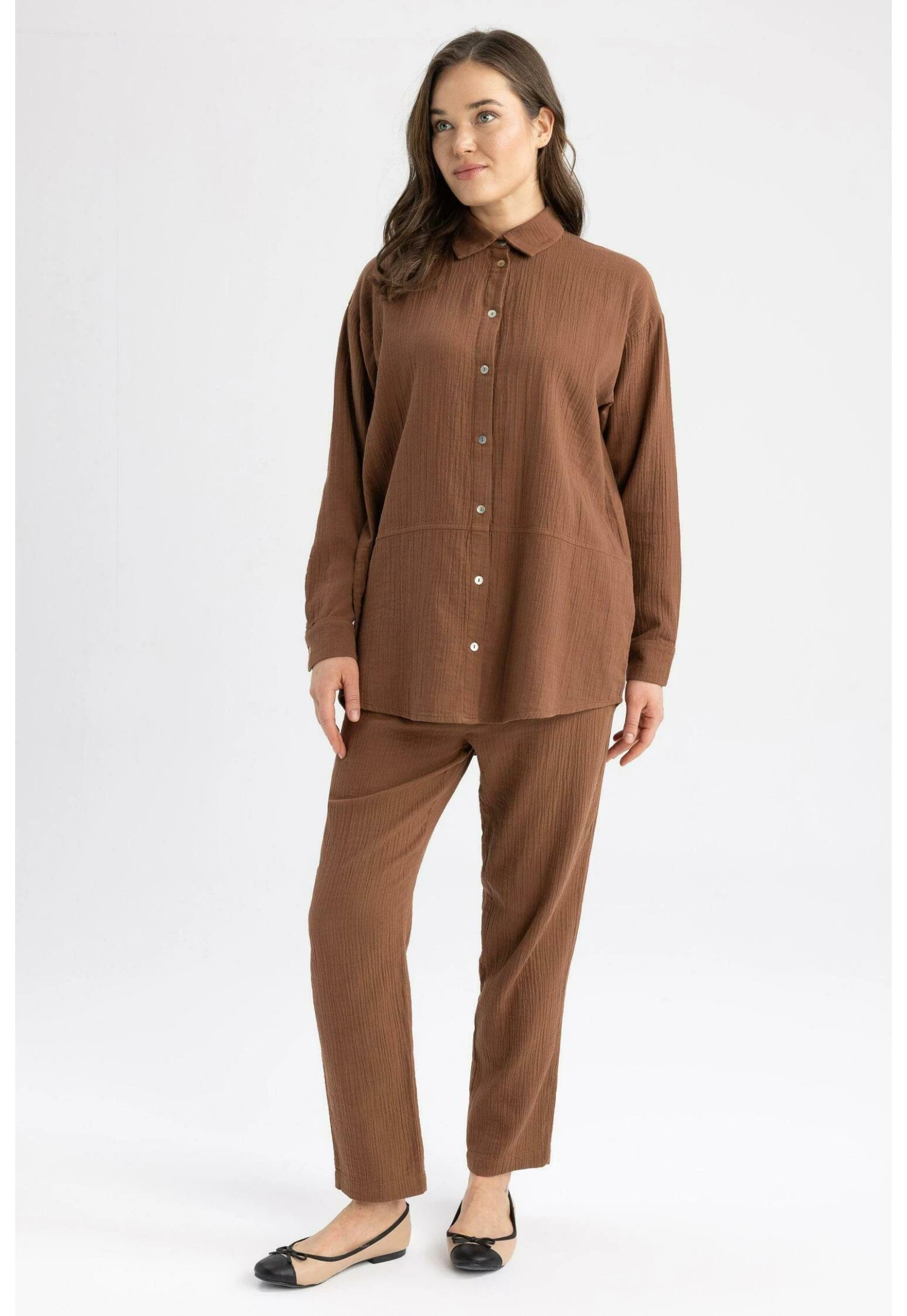 DeFacto Overhemdblouse - Brown 4 DeFacto Overhemdblouse - Brown - Afbeelding 2