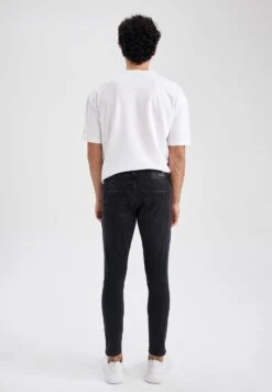 DeFacto Comfort Fit - Slim Fit Jeans - Black 9 DeFacto Comfort Fit - Slim Fit Jeans - Black -DeFacto 2b5d48d2da6846619dee62e568c1ef09