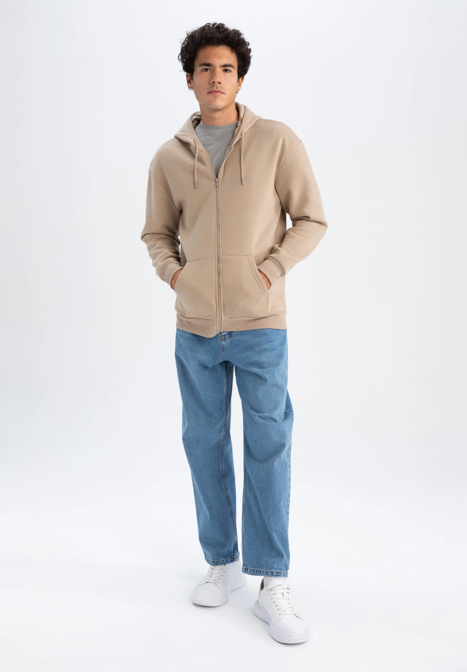 DeFacto Boxy Fit - Sweater Met Rits - Beige 4 DeFacto Boxy Fit - Sweater Met Rits - Beige - Afbeelding 2