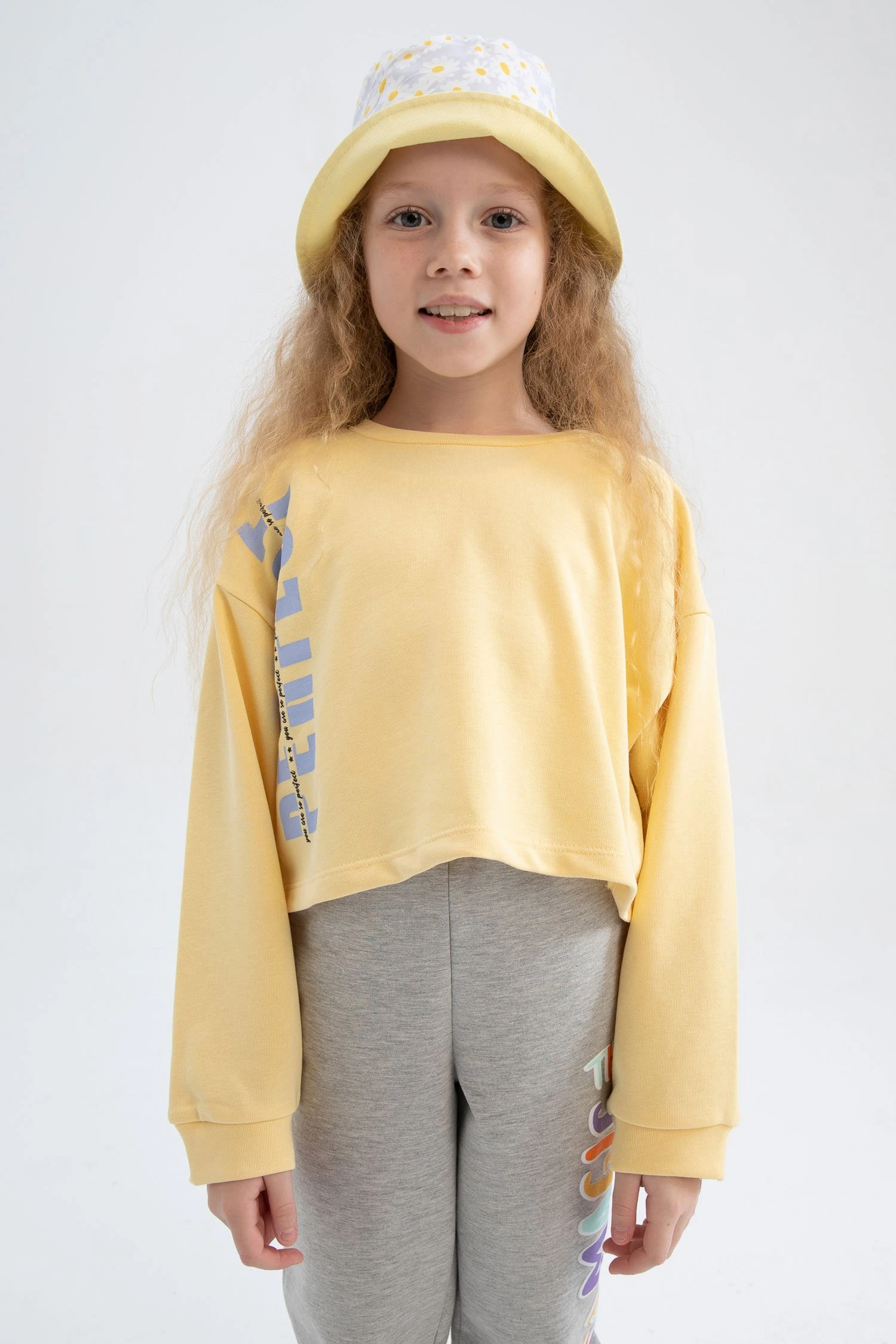 DeFacto Sweater - Beige 3 DeFacto Sweater - Beige