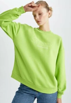 DeFacto Regular Fit- Sweater - Green