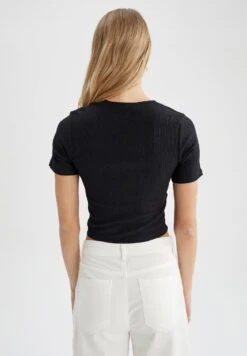 DeFacto T-Shirt Basic - Black -DeFacto 35c452225752442daa449259d84bbbcb