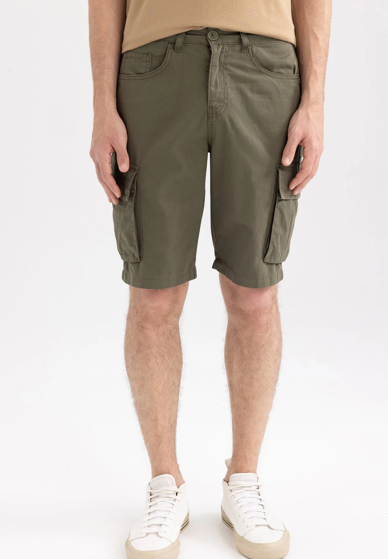 DeFacto Regular Cargo Bermuda- Shorts - Khaki 3 DeFacto Regular Cargo Bermuda- Shorts - Khaki