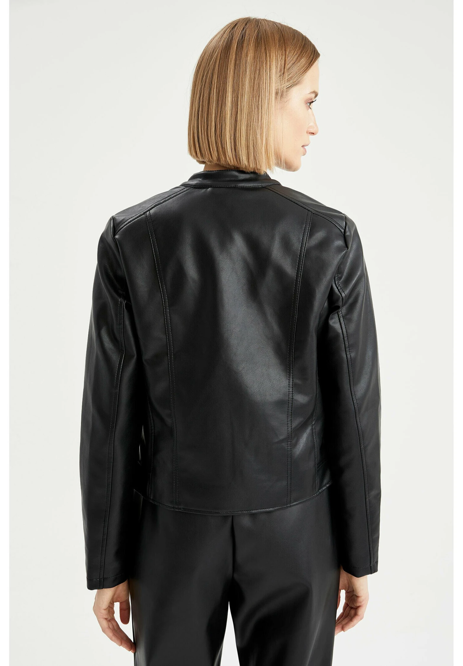 DeFacto Regular Fit - Imitatieleren Jas - Black 5 DeFacto Regular Fit - Imitatieleren Jas - Black - Afbeelding 3