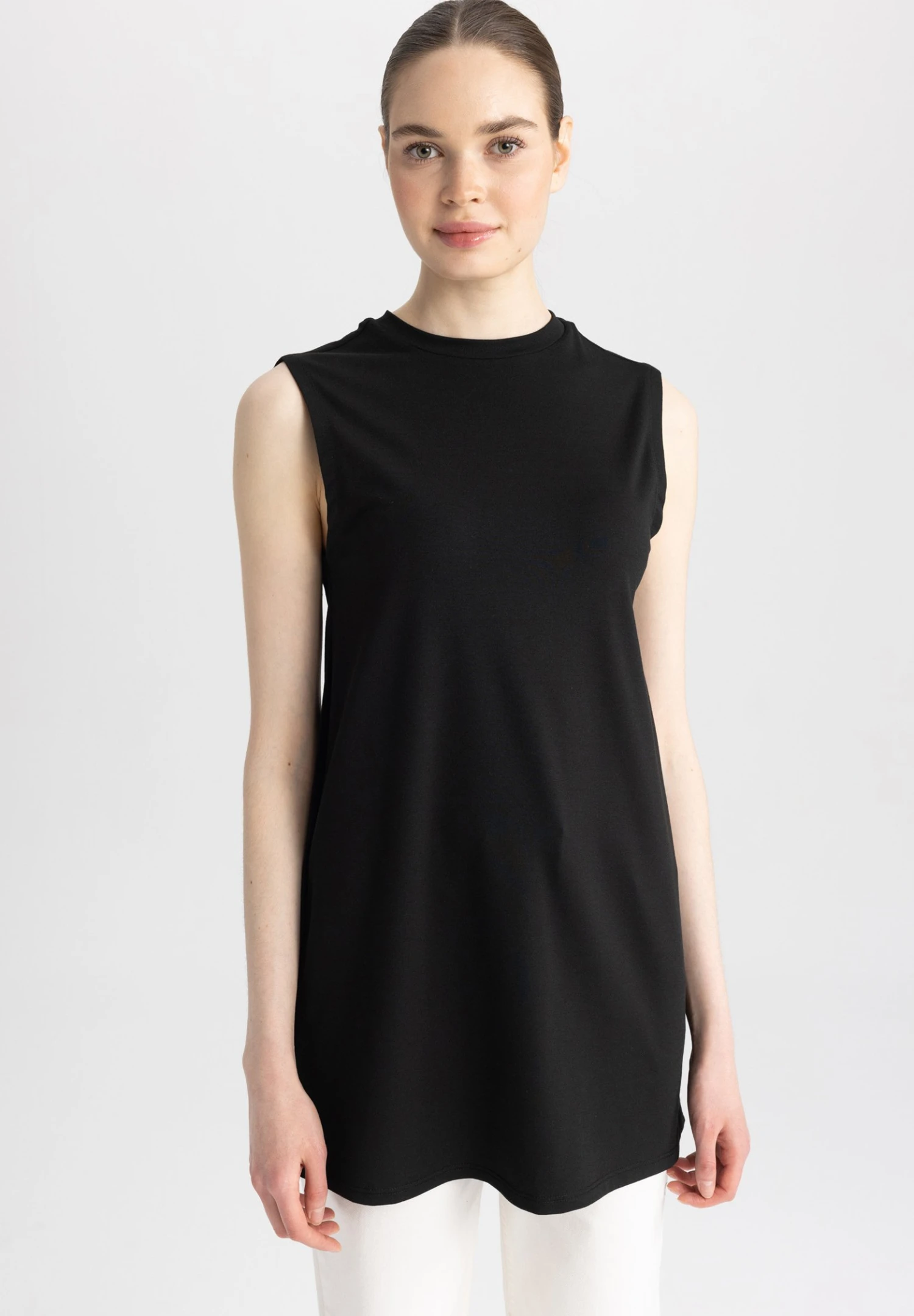 DeFacto Regular Fit- Top - Black 3 DeFacto Regular Fit- Top - Black
