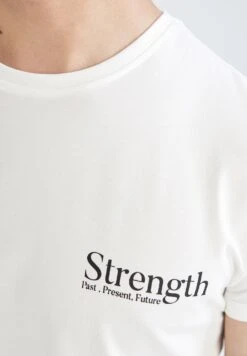 DeFacto Muscle Fit - T-Shirt Print - Ecru 9 DeFacto Muscle Fit - T-Shirt Print - Ecru -DeFacto 39c81f5c67df4c4abf1b81ba7eab9289