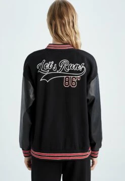 DeFacto Bomberjacks - Black 8 DeFacto Bomberjacks - Black -DeFacto 3c522165f831402a8d12aff8c67bb9cd