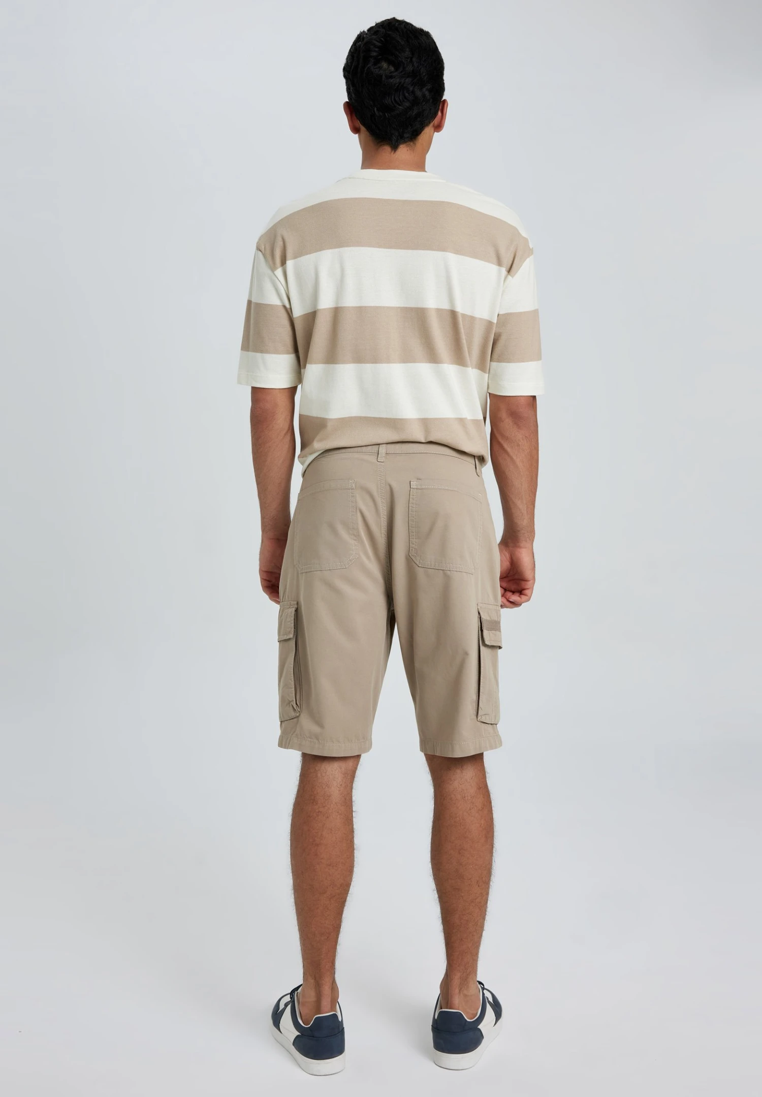 DeFacto Regular Cargo Bermuda- Shorts - Beige 5 DeFacto Regular Cargo Bermuda- Shorts - Beige - Afbeelding 3