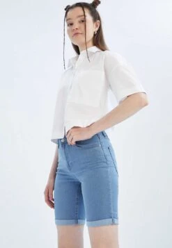 DeFacto Jeansshort - Blue 9 DeFacto Jeansshort - Blue -DeFacto 438e2b422a8641818833338242956436