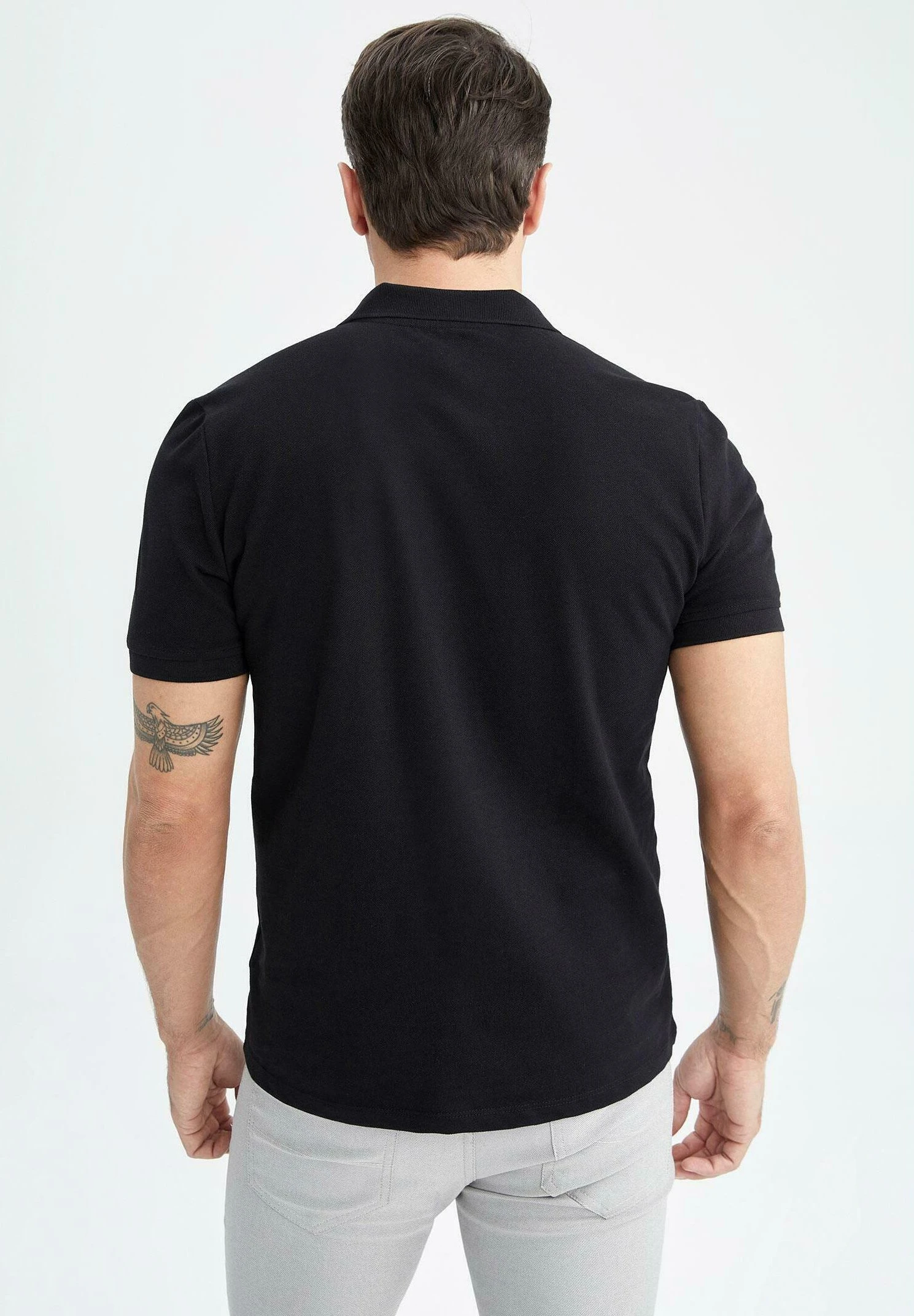 DeFacto Regular Fit- Poloshirt - Black 5 DeFacto Regular Fit- Poloshirt - Black - Afbeelding 3