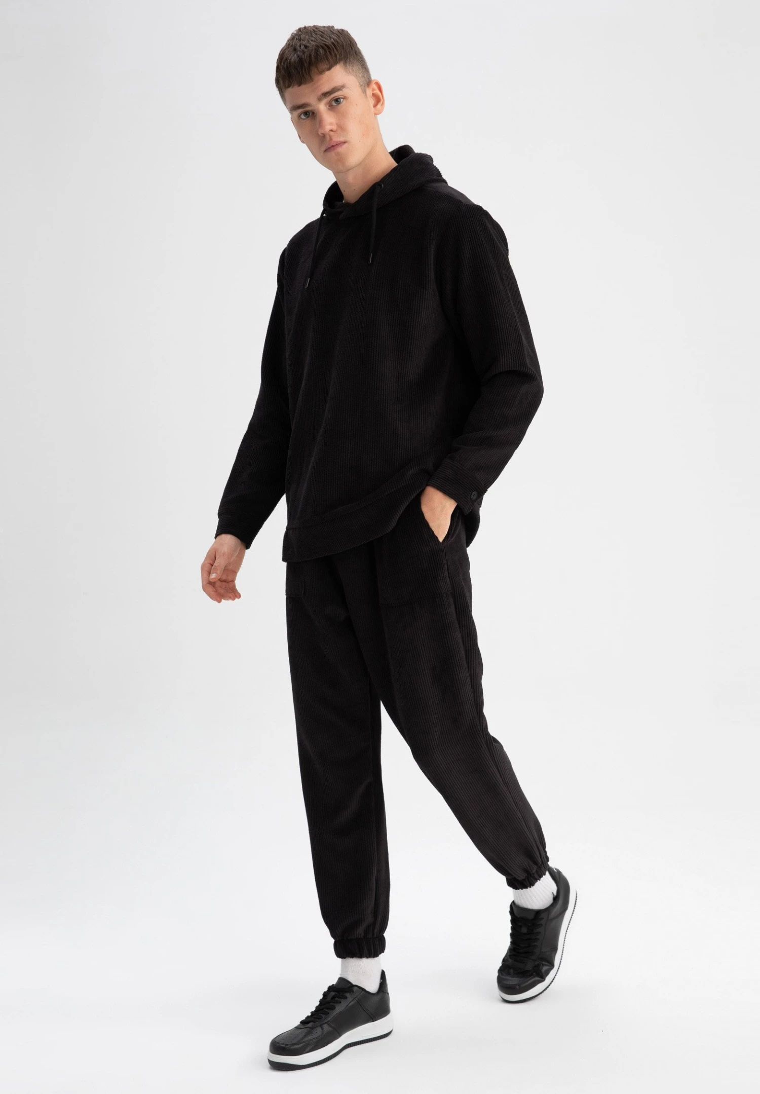 DeFacto Regular - Trainingsbroek - Black 4 DeFacto Regular - Trainingsbroek - Black - Afbeelding 2