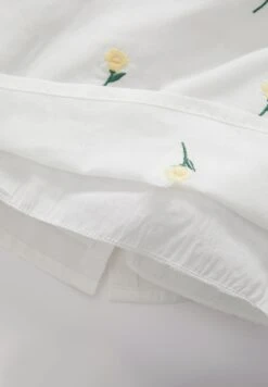 DeFacto Set Regular Fit - Shorts - White 9 DeFacto Set Regular Fit - Shorts - White -DeFacto 4a9fa91a3c57456dae845cde49c61cc7